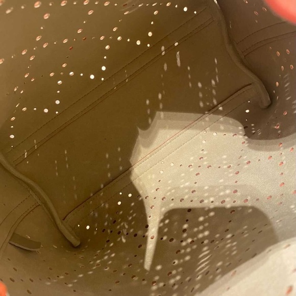 Chanel Caviar Drawstring Perforated Bucket Bag Coral Pink Orange Silver HW - Picture 7 of 16